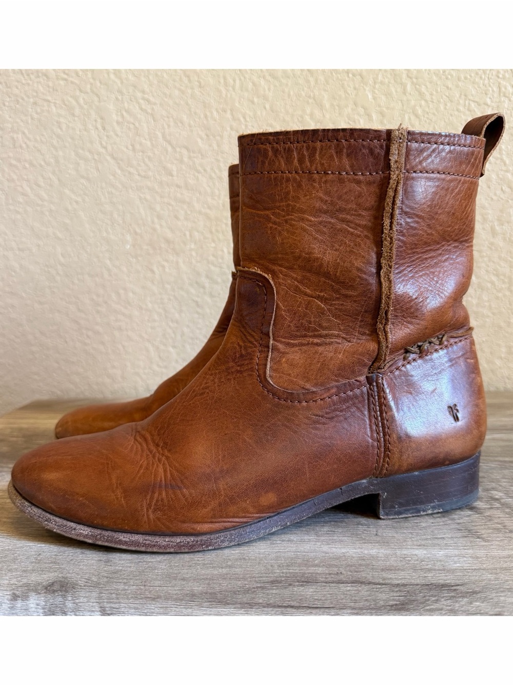 Frye Cara Roper short boots Women’s size 9